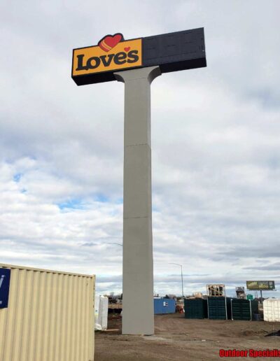 Custom digital message for Loves Travel Stop by OSI