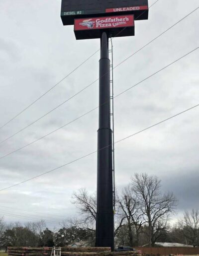 High visibility digital message retail sign for Love's by Outdoor Specialist, Inc.